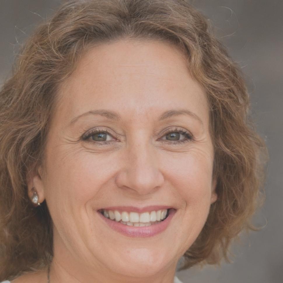 Дана Сулейманова — руководитель отдела аналитики